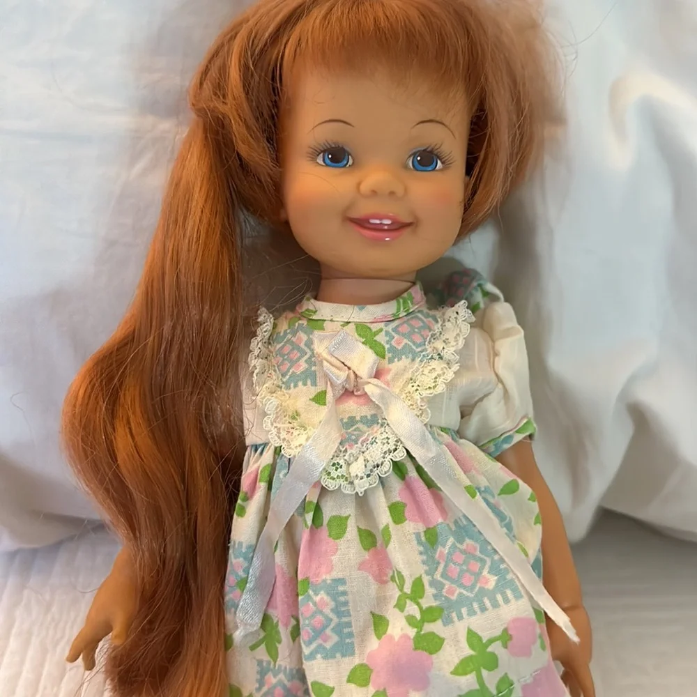 Cinnamon doll by Ideal Chrissy’s little sister very cute hair grows & goes nice - Picture 2 of 14